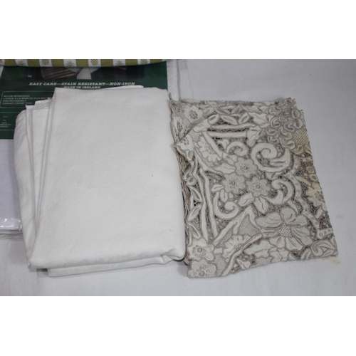 515 - LARGE QUANTITY OF LINEN