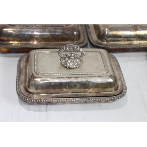 517 - QUANTITY OF METAL SERVING DISHES 
30 X 22CM