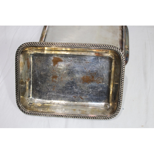 517 - QUANTITY OF METAL SERVING DISHES 
30 X 22CM