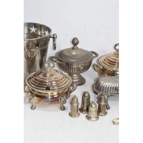 518 - QUANTITY OF METALWARE