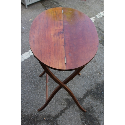 15 - ANTIQUE FOLDING TABLE - A/F
70 X 57 X 42CM