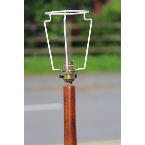 271 - RETRO STANDARD LAMP
162CM