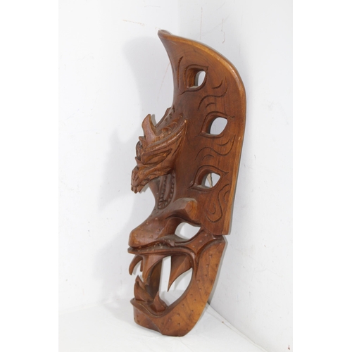 532 - ETHNIC MASK AND LARGE WOODEN SPOON AND FORK
94CM