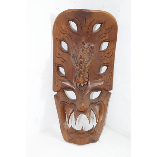 532 - ETHNIC MASK AND LARGE WOODEN SPOON AND FORK
94CM