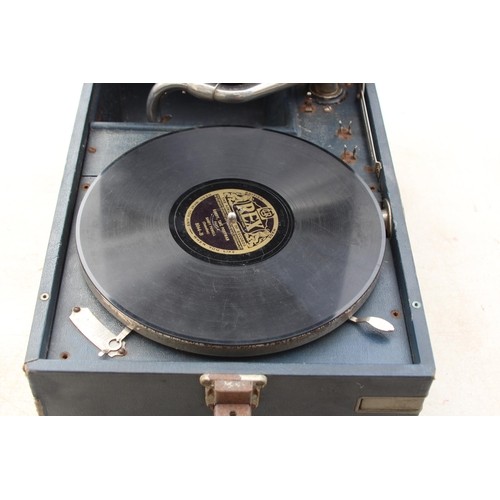 752 - VINTAGE HIS MASTERS VOICE 78 RECORD PLAYER