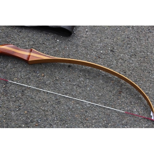 531 - GREENCAT ARCHERY BOW AND ARROWS ETC