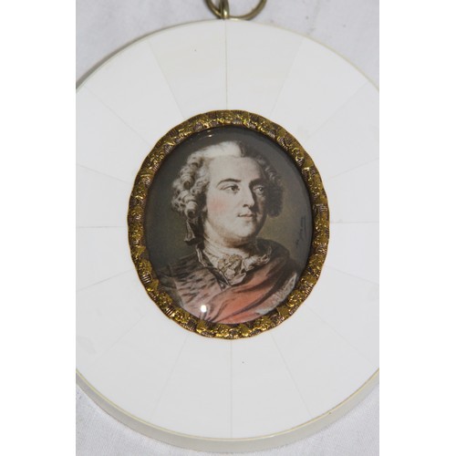 885 - 2 X MINIATURE PORTRAITS OF LOUIS XV AND KAISENU ELISABETH V OSTERREICH 
11.5 X 9CM