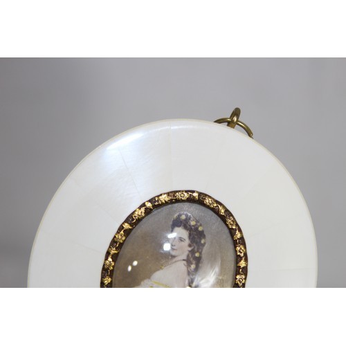 885 - 2 X MINIATURE PORTRAITS OF LOUIS XV AND KAISENU ELISABETH V OSTERREICH 
11.5 X 9CM