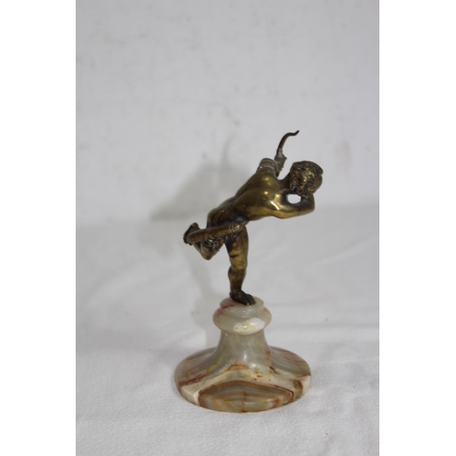 924 - CAST FIGURE OF CUPID ON MARBEL BASE
17CM