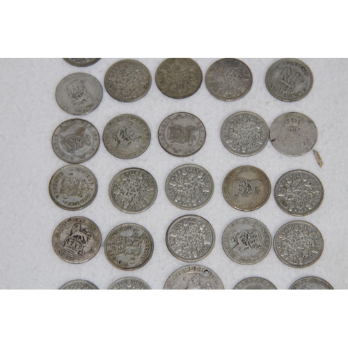 995 - QUANTITY OF PRE 1946 SILVER COINS - 118G