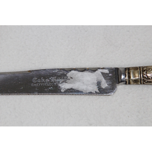 1068 - SILVER HANDLED BREAD KNIFE