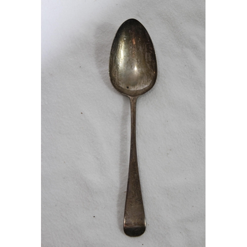 1073 - LARGE SILVER SERVING SPOON - 50.5G - LONDON 1805 - GEORGE WINTLE