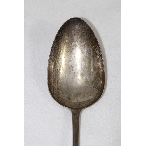 1073 - LARGE SILVER SERVING SPOON - 50.5G - LONDON 1805 - GEORGE WINTLE