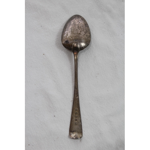 1073 - LARGE SILVER SERVING SPOON - 50.5G - LONDON 1805 - GEORGE WINTLE