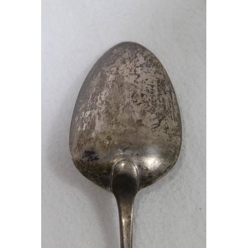 1073 - LARGE SILVER SERVING SPOON - 50.5G - LONDON 1805 - GEORGE WINTLE