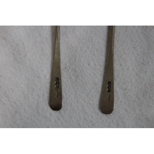 1075 - PAIR OF SMALL SILVER SPOONS - 30.5G - SHEFFIELD 1937 - C.W FLETCHER