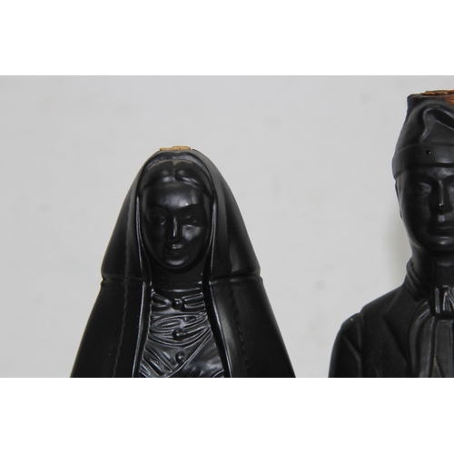 716 - PAIR OF ANTIGUA BOTELLA LICOR FRIGOLA FIGURES