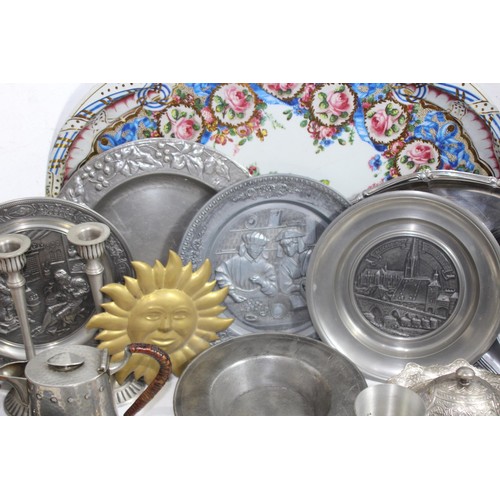 507 - LARGE QUANTITY OF SILVER PLATED ITEMS ETC
61CM