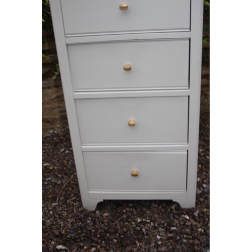 70 - ERCOL TALL CHEST OF DRAWERS AND A PAIR OF BEDSIDE TABLES
55 X 45 X 125CM