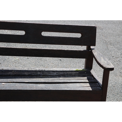 101 - WOODEN GARDEN BENCH 
155 X 58 X 77CM