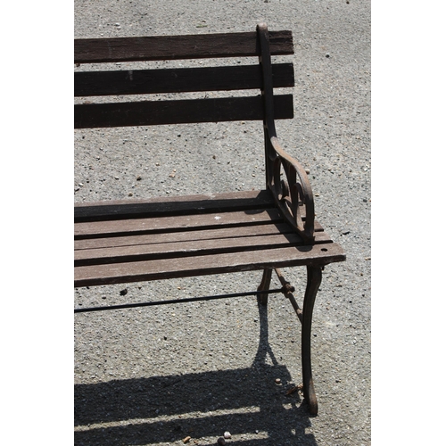 102 - WOODEN GARDEN BENCH WITH IRON ENDS 
122 X 44 X 70CM