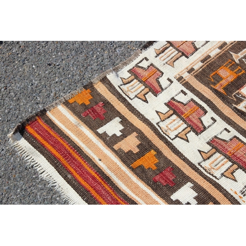 287 - HANDMADE EASTERN RUG
207 X 104CM