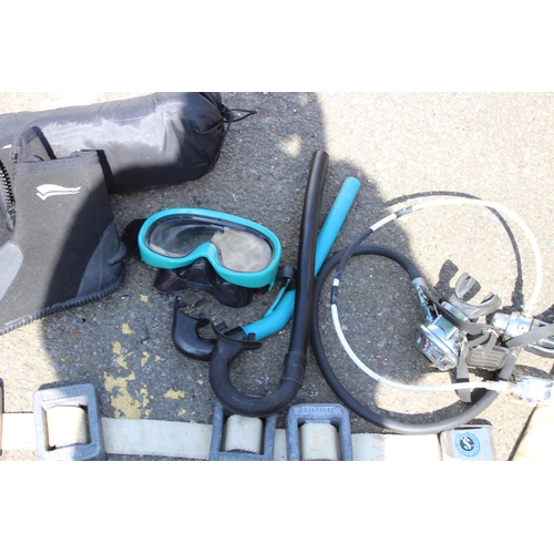 544 - QUANTITY OF DIVING EQUIPMENT