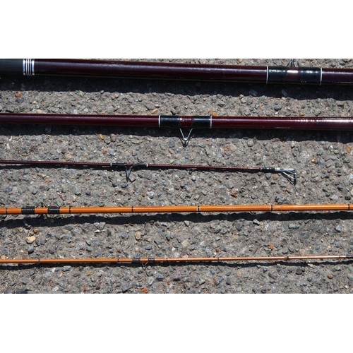 522 - QUANTITY OF FISHING RODS