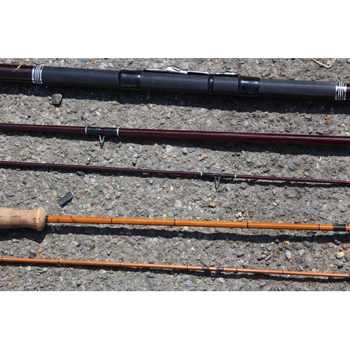 522 - QUANTITY OF FISHING RODS