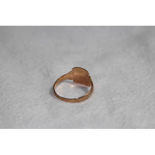 1168 - 9CT GOLD RING - 2.7G - SIZE T