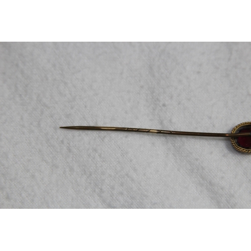 1180 - ANTIQUE 9CT GOLD PIN HEAD - PIN NOT GOLD