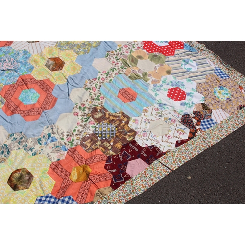 557 - PATCHWORK QUILT 
260 X 225CM