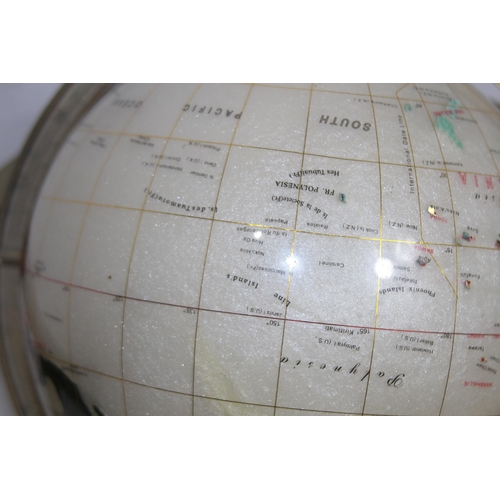 558 - TABLE GLOBE
35 X 35CM