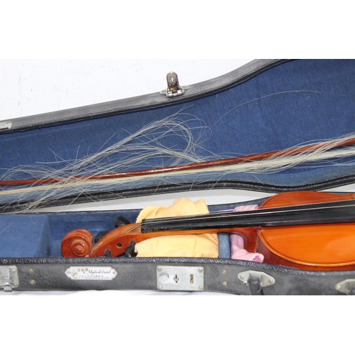 578 - SKYLARK MADE IN CHINA VIOLIN IN CASE