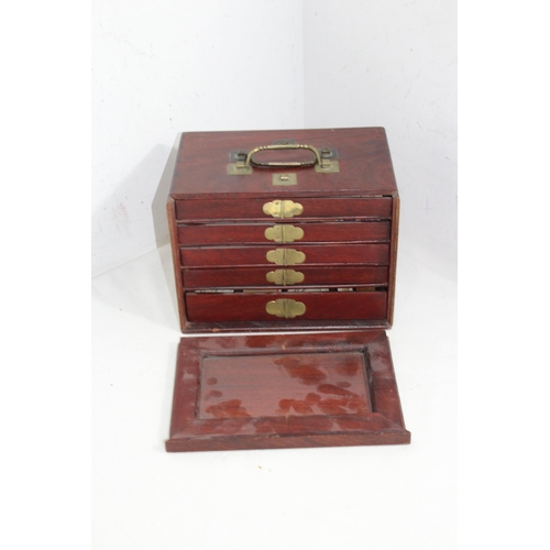 684 - CASED MAH-JONG SET AND VINTAGE HARTLAND 1829 RAILWAY GAME