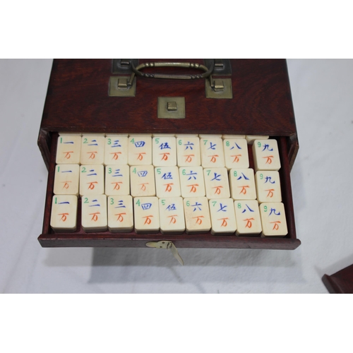 684 - CASED MAH-JONG SET AND VINTAGE HARTLAND 1829 RAILWAY GAME