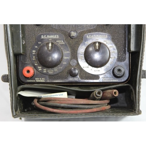 575 - VINTAGE UNIVERSAL AVO METER