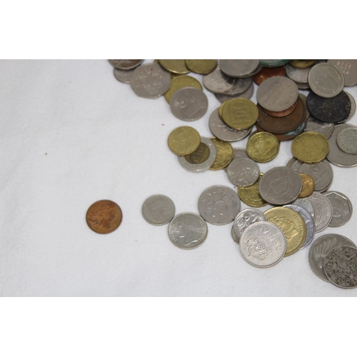 997 - QUANTITY OF FOREIGN COINS AND NOTES