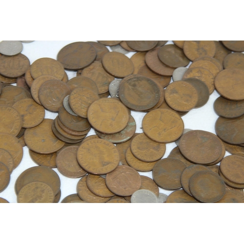 998 - QUANTITY OF VINTAGE BRITISH COINS