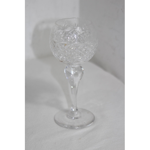 370 - 7 CRYSTAL WINE GLASSES AND 4 OTHERS