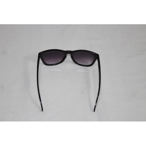 948 - PAIR OF VINTAGE OAKLEY SUNGLASSES