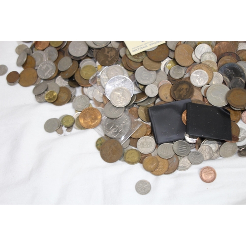 1004 - LARGE QUANTITY OF BRITISH AND WORLD COINS - 16kg