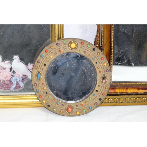 241 - SELECTION OF MIRRORS - SOME WITH ORNATE GILT FRAMES
32 X 25CM