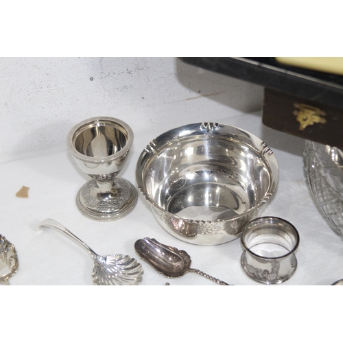 607 - QUANTITY OF SILVER PLATE