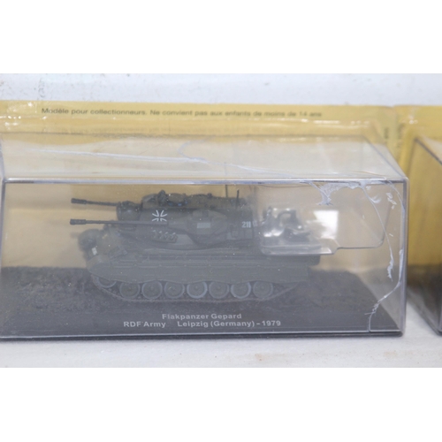 691 - SELECTION OF BOXED MODEL TANKS