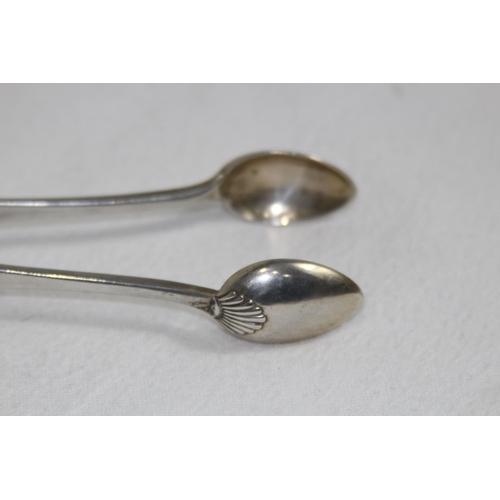 1089 - PAIR OF 875 POLISH SILVER HEAVY SUGAR TONGS - 66G