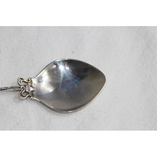 1091 - ART NOUVEAU SILVER UNUSUAL SPOON - BIRMINGHAM 1902 - 21G