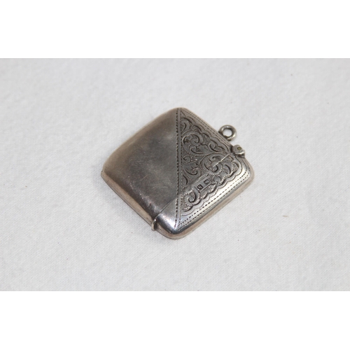 1101 - DEMI BRIGHTCUT SILVER VESTA CASE - BIRMINGHAM 1907 - INSCRIPTION FREE - 21G