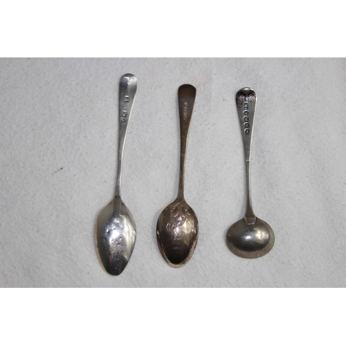 1131 - GEORGIAN AND LATER SILVER FLATWARE - 107G