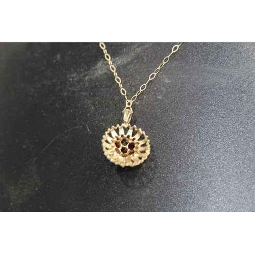 1195 - 9CT GOLD GARNET CLUSTER PENDANT NECKLACE